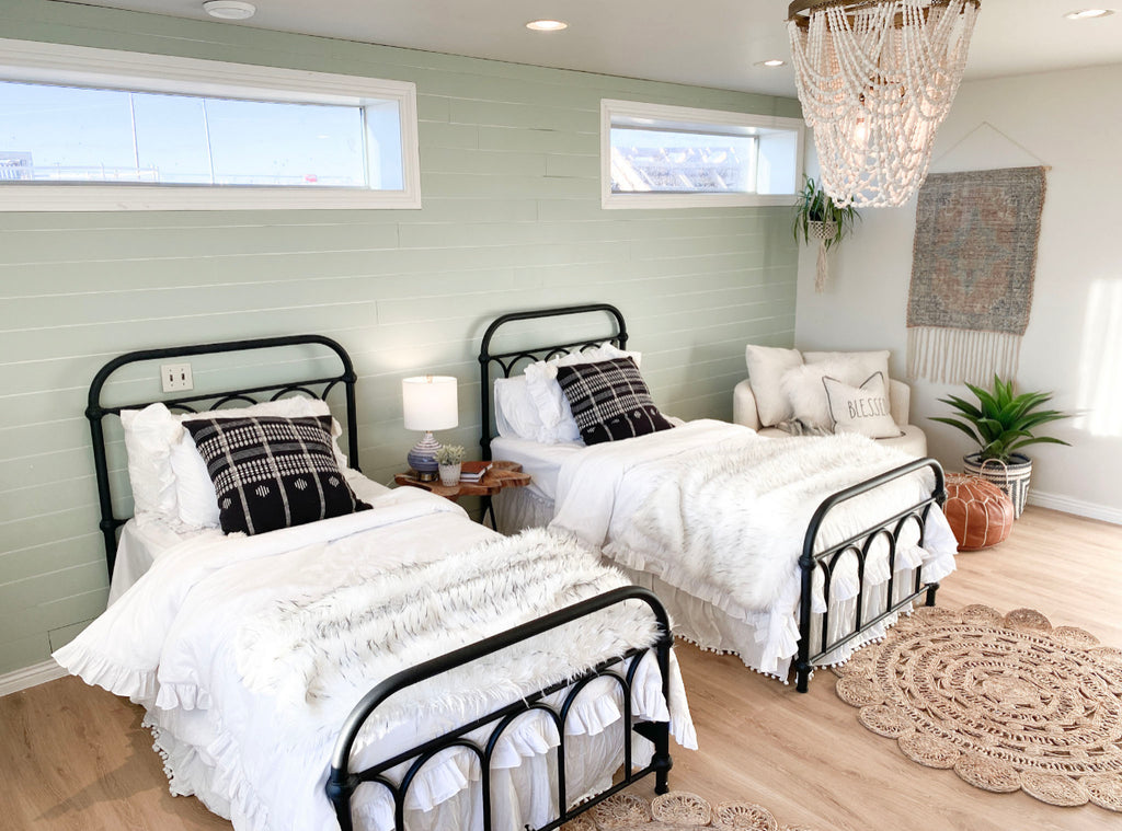 Image showcasing 5 Rental-Friendly Decorating Tips For Everyone!
