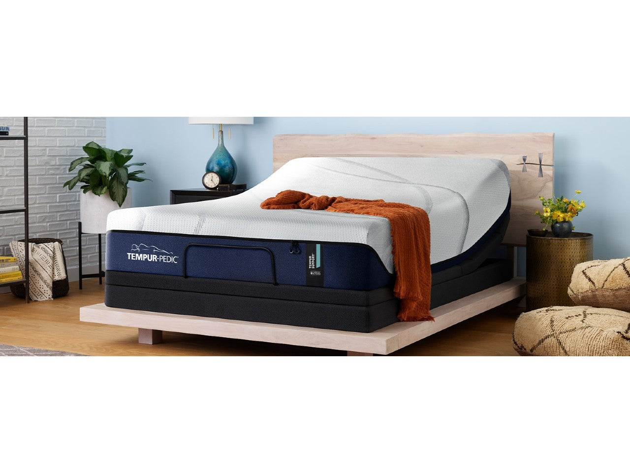 Tempur-Pedic ProAlign Medium Hybrid King Mattress-SALE! - Calgary Furniture Store