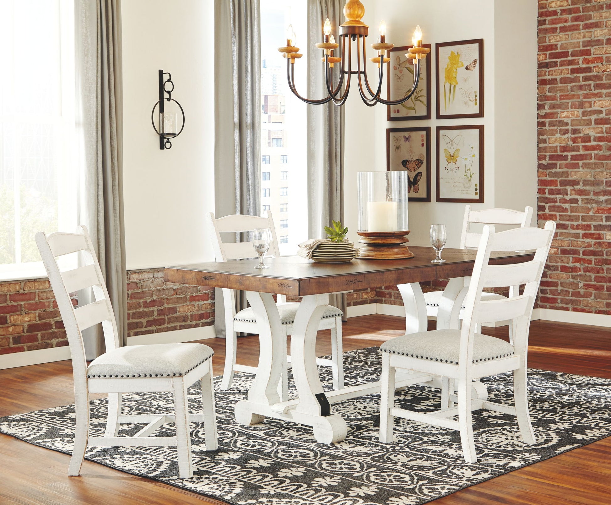 Valebeck Dining Room Chair | Calgary Furniture Store