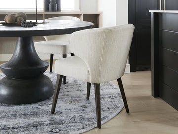 Dining Tables That Grow with Your Family