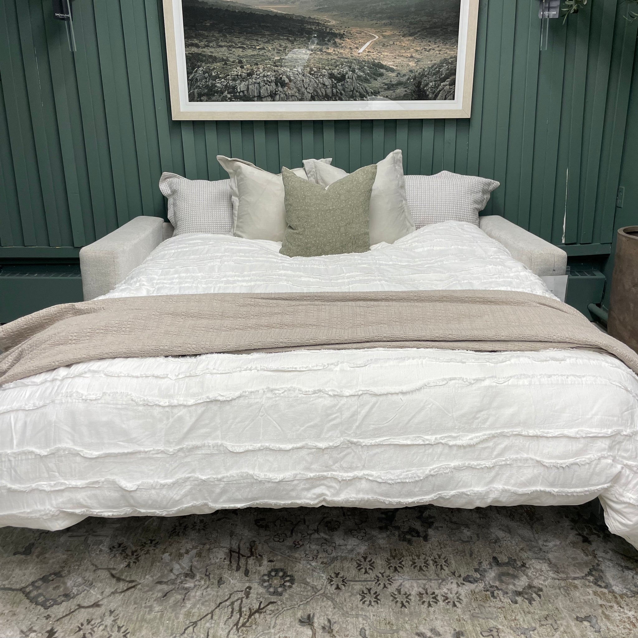 Optical Tricks: Making Furniture Look Bigger in Compact Rooms