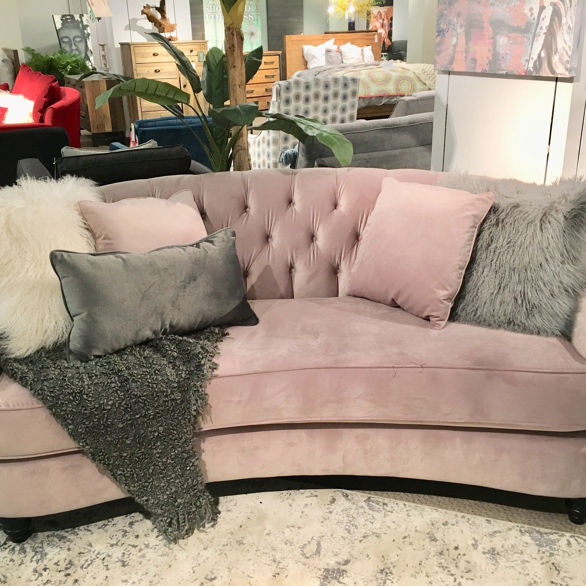 HOW TO STYLE A SOFA OR SECTIONAL