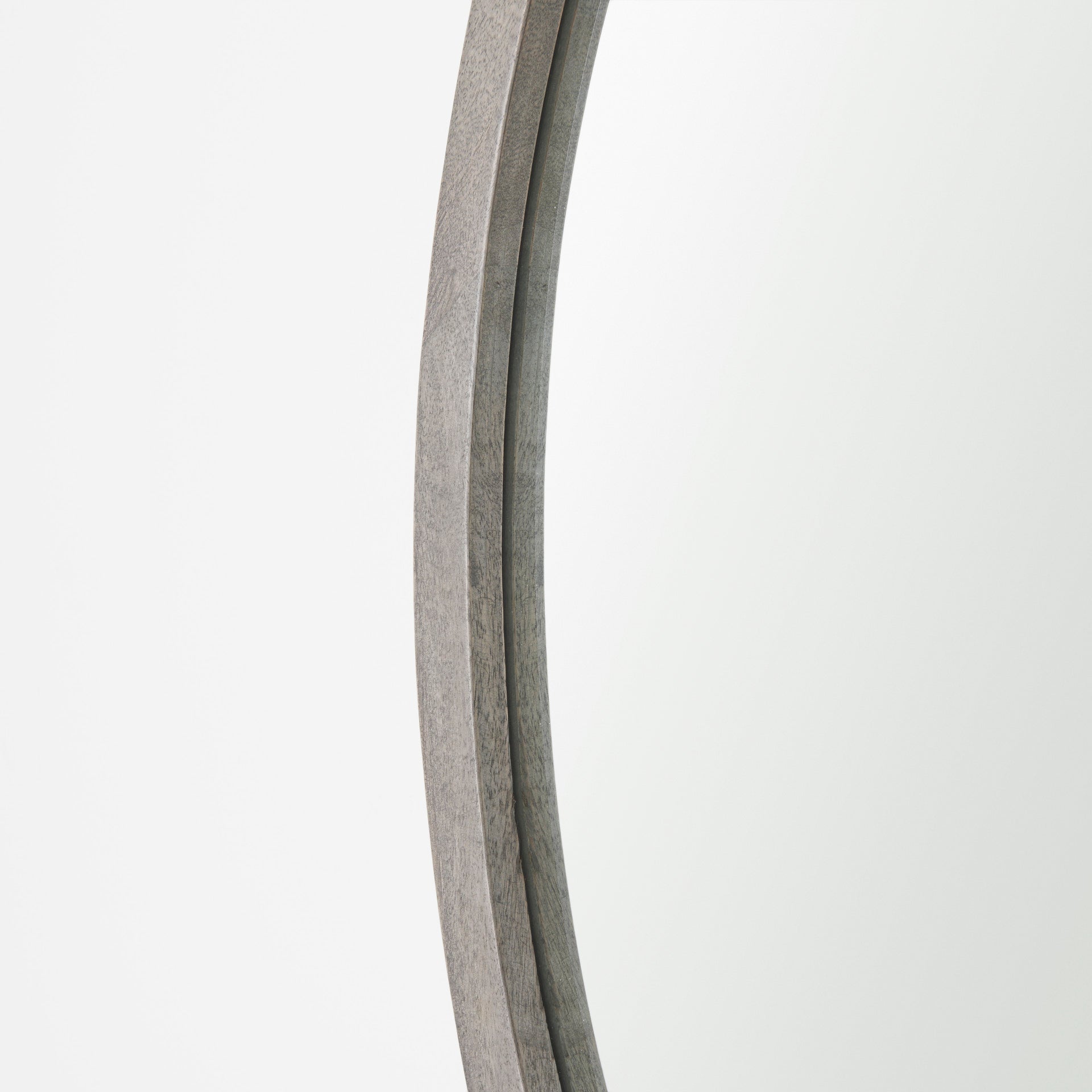 Gambit 46-inch Round Gray Wash Mango Wood Frame Mirror