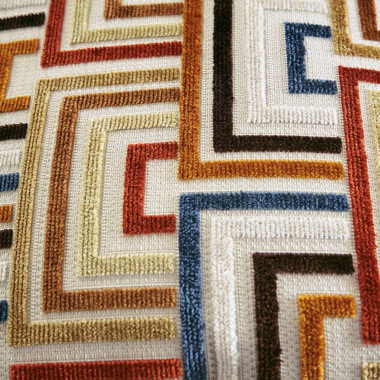 Aviemore 2-Piece Sectional Sofa with Chaise, Linen-Look Upholstery