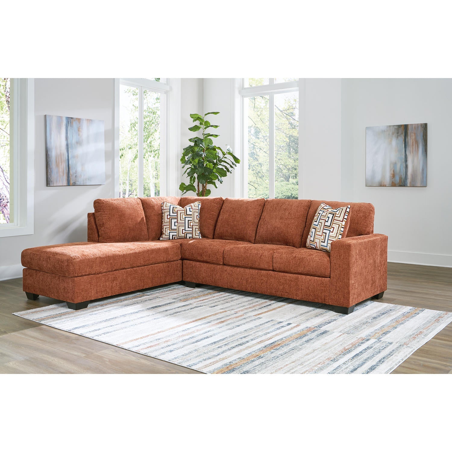 Aviemore 2-Piece Sectional Sofa with Chaise, Linen-Look Upholstery