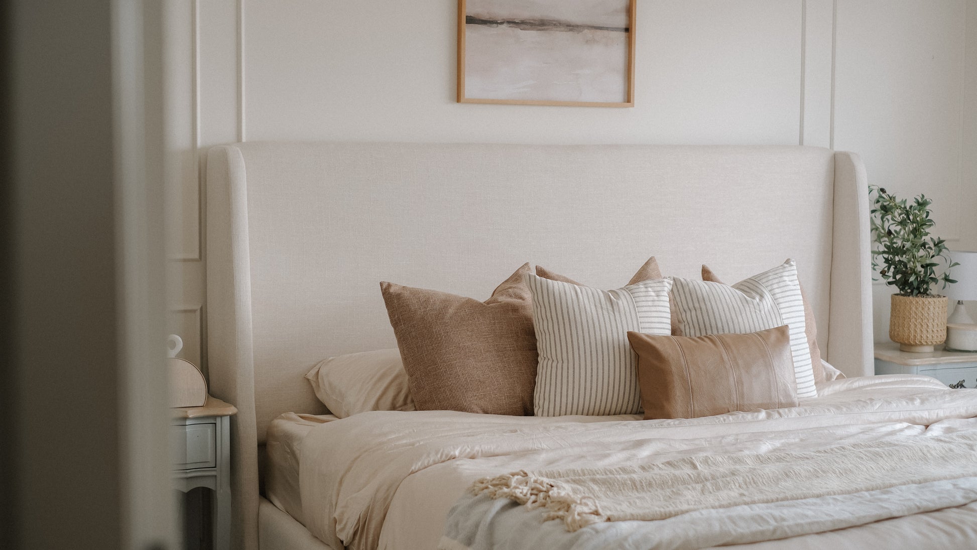 🇨🇦 Custom Abby Bed - Calgary Furniture Store