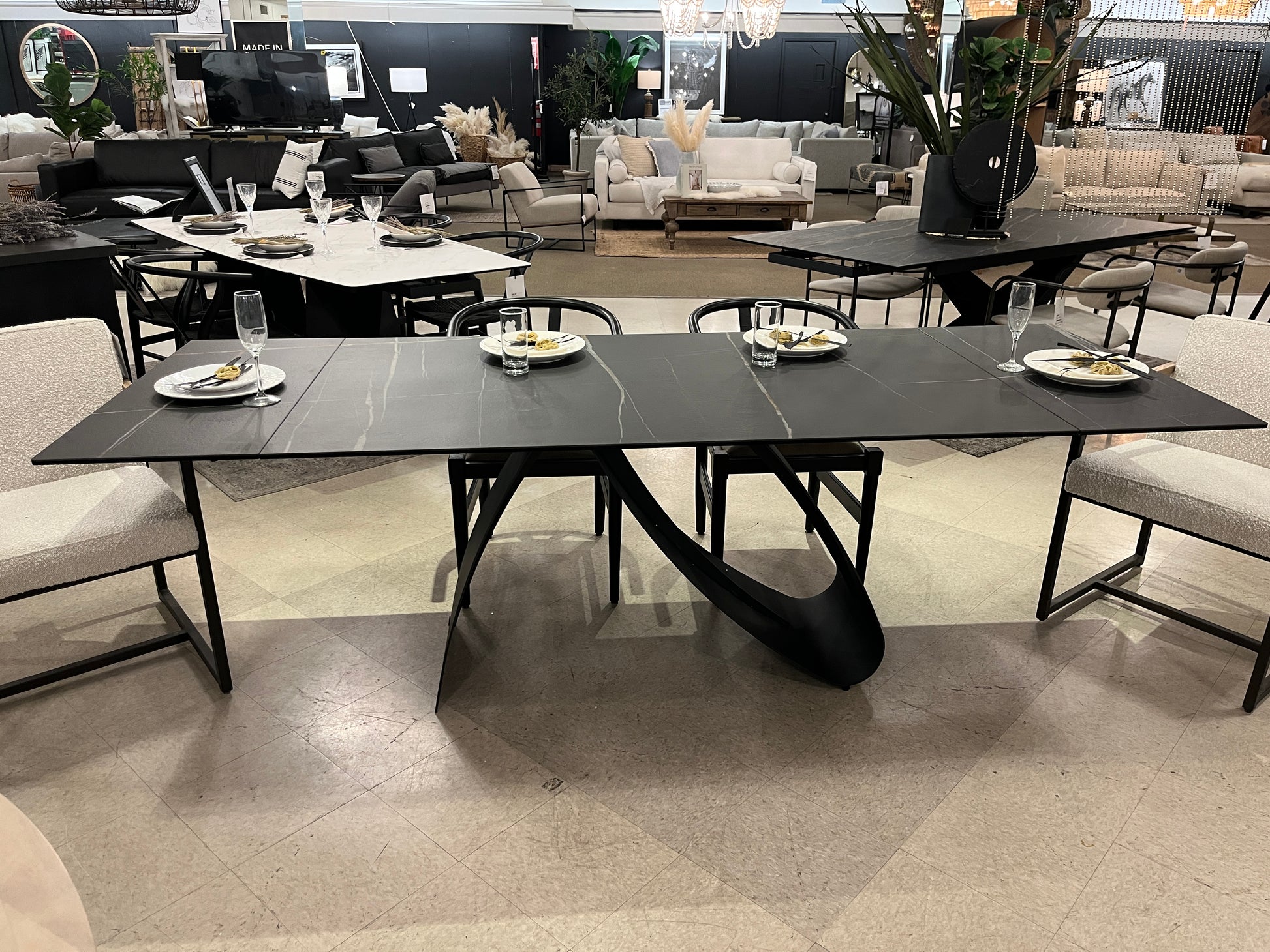 Signature 95" Safari Ext. Dining Table - Calgary Furniture Store