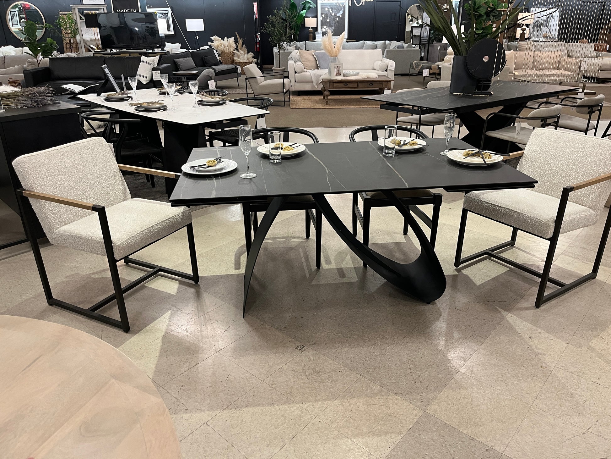 Signature 95" Safari Ext. Dining Table - Calgary Furniture Store