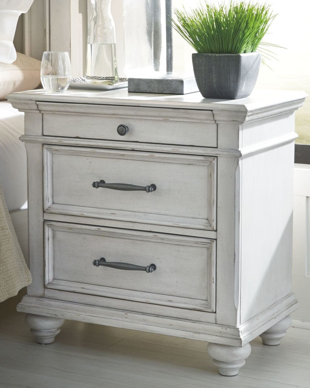 Kanwyn Nightstand | Calgary Furniture Store