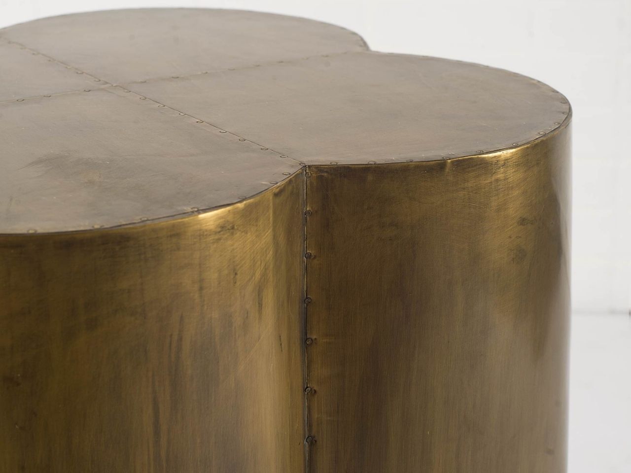 Quatrefoil Gold Brass-Clad Wooden-Top Flower Accent Table Modern in Calgary 