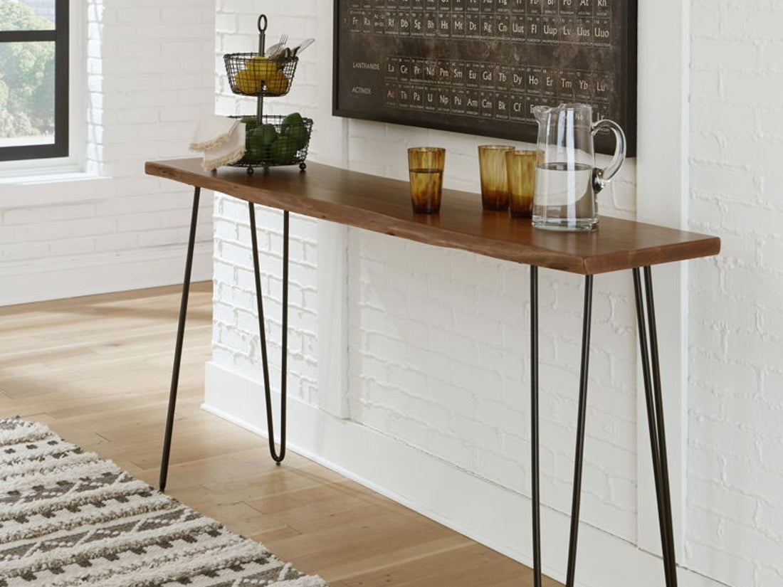 Wilinruck Console Table | Calgary Furniture Store