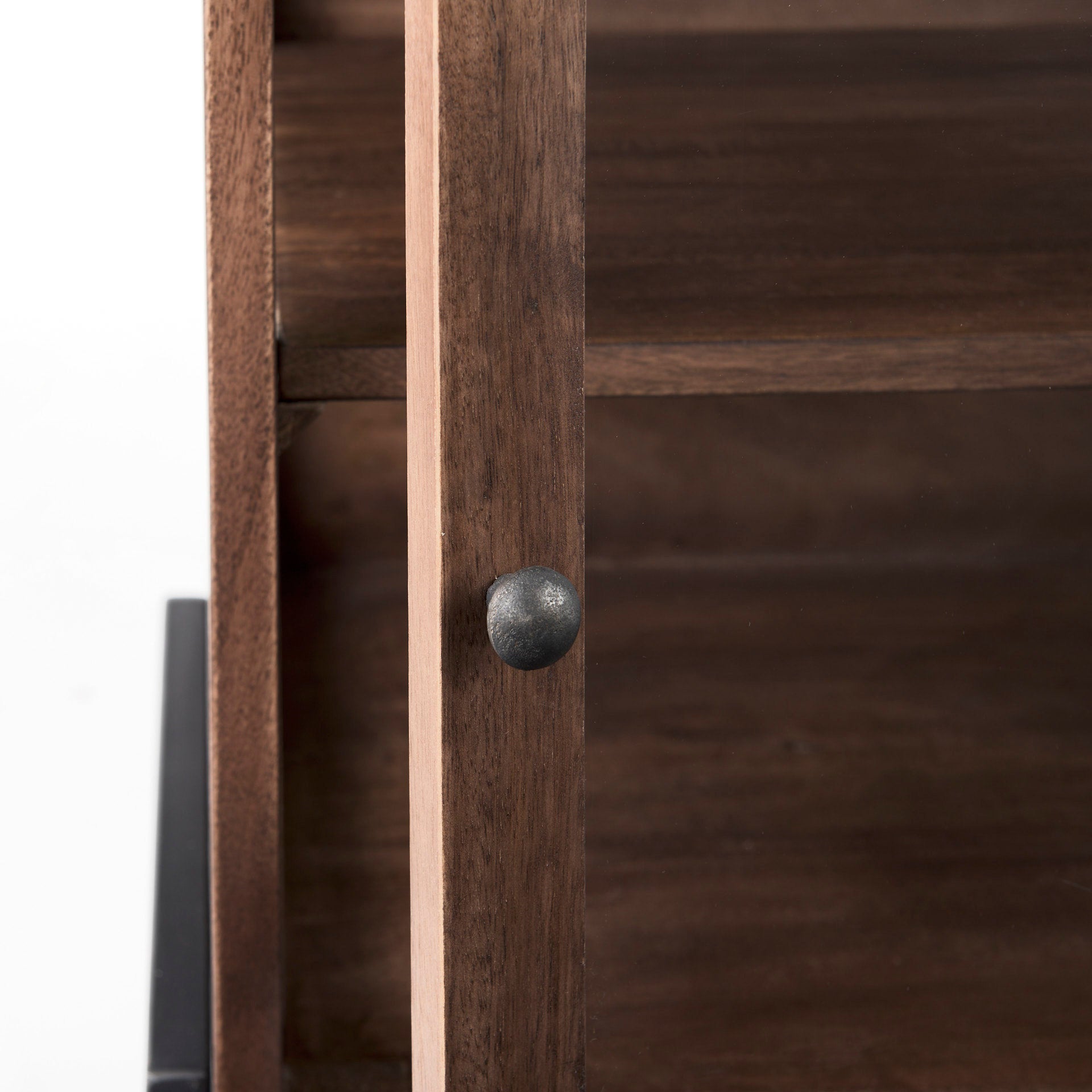 Arelius Side Table - Medium Brown | Calgary Furniture Store