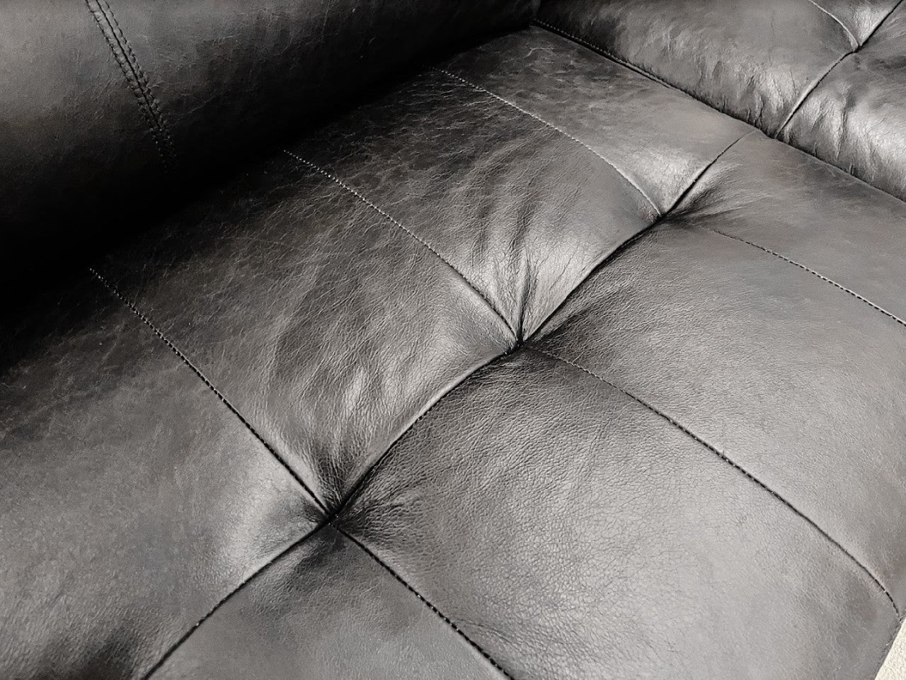 Top Grain Leather Custom Sofa 🇨🇦 | Calgary Furniture Store