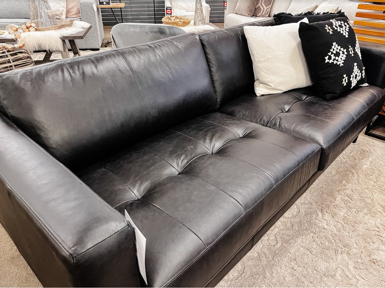 🇨🇦 3795 Custom Top Grain Leather Sofa Showhome Furniture