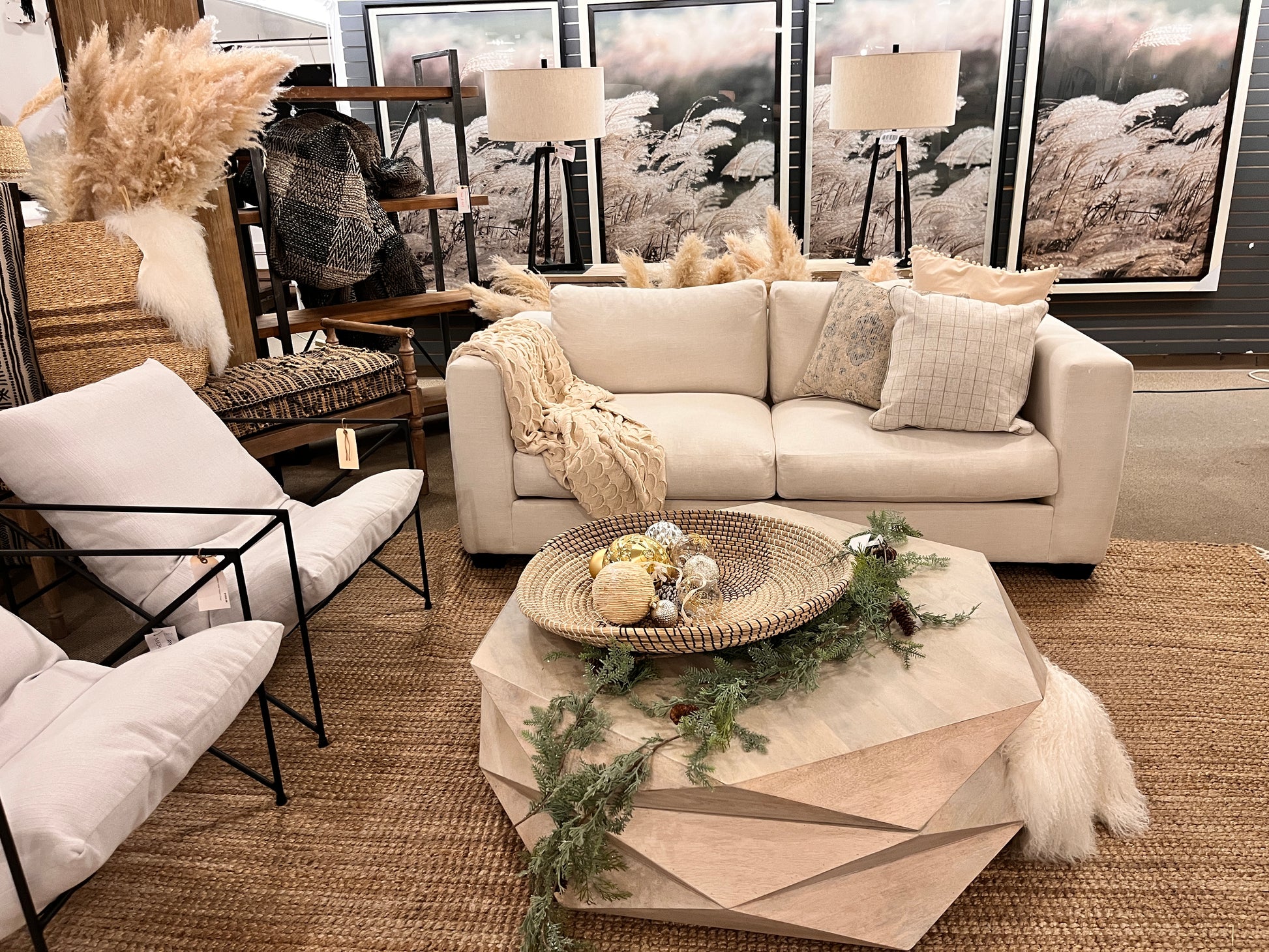 Skana Loveseat 🇨🇦 | Calgary Furniture Store