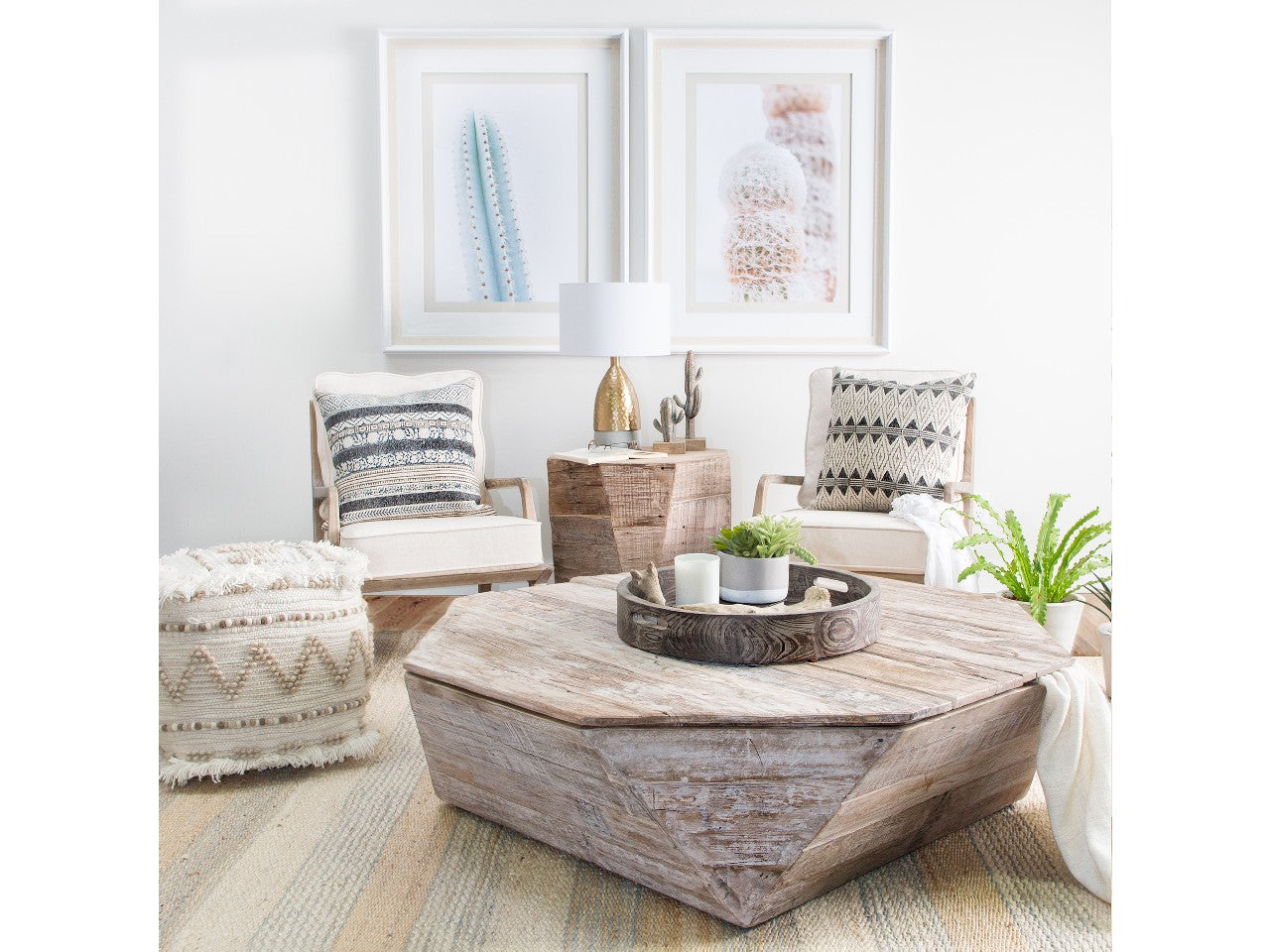 Esagano Light Brown Side Table | Calgary Furniture Store