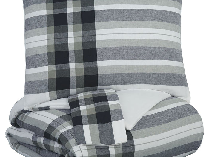 Stayner Comforter Set | Calgary Furniture Store