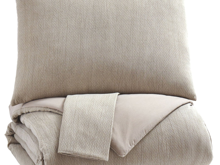 Mayda Comforter Set | Calgary Furniture Store