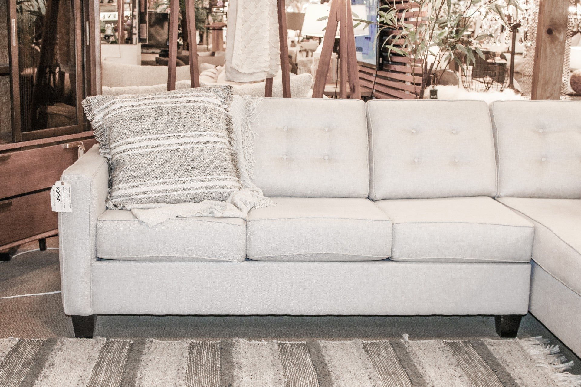 Lincoln Custom Sectional 🇨🇦 | Calgary Furniture Store
