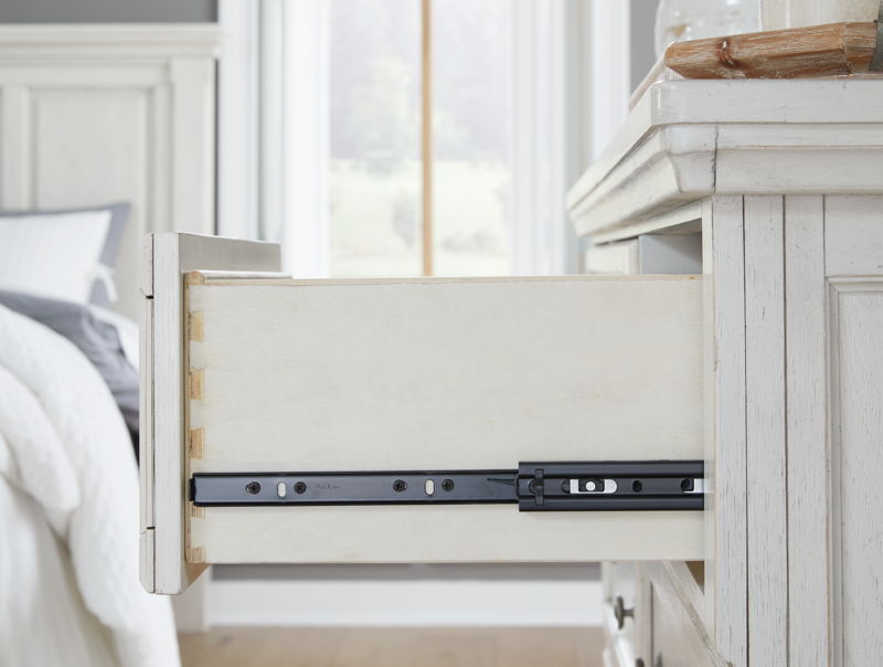 Paxberry Drawer Chest | Calgary Furniture Store
