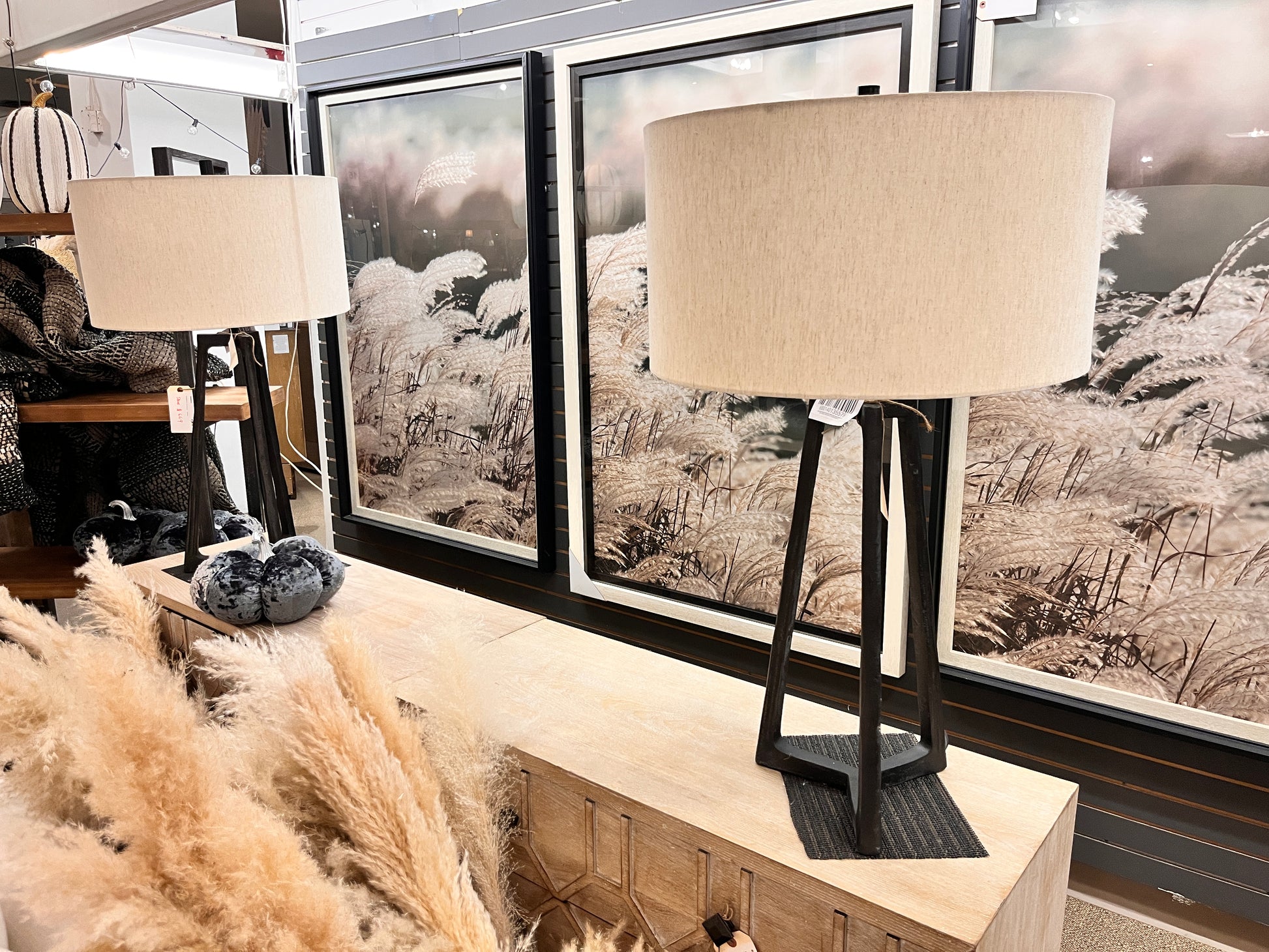 Wynlett Table Lamp | Calgary Furniture Store